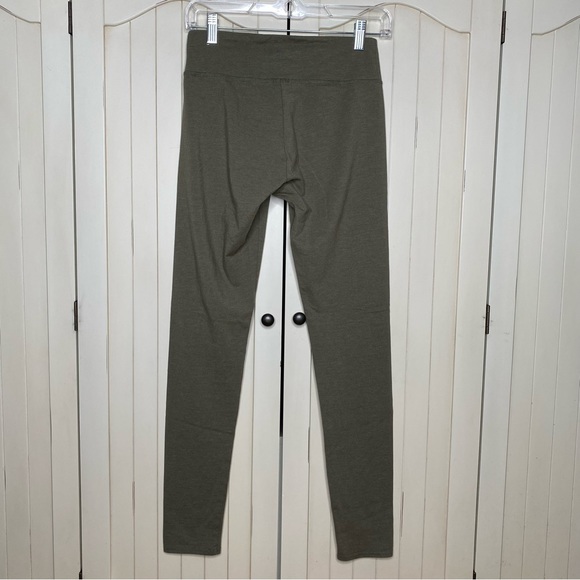 Aerie Olive Green Leggings Size Medium Long - Picture 2 of 6